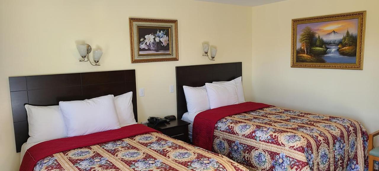 Fox Motor Inn Greater Napanee Kültér fotó