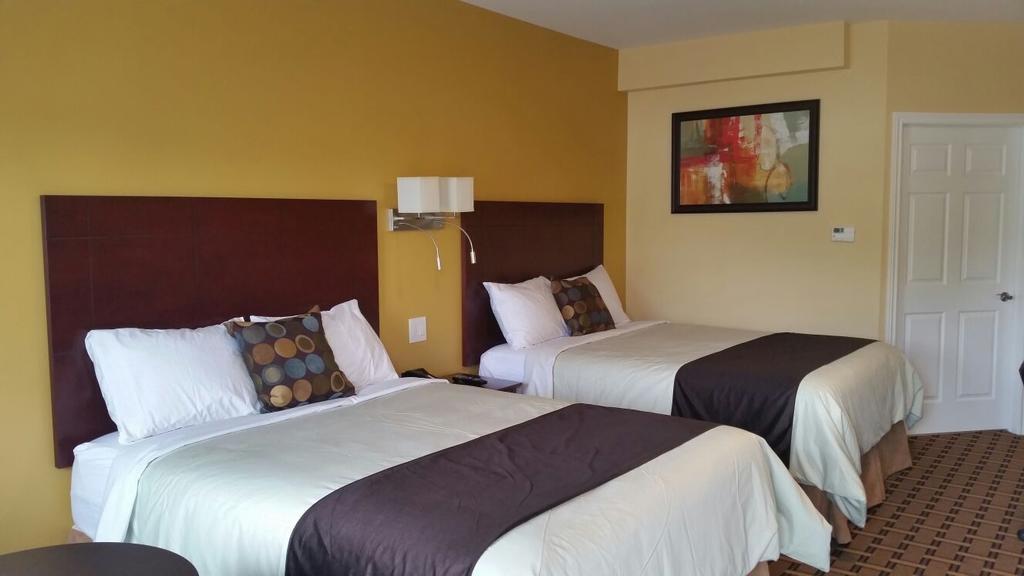 Fox Motor Inn Greater Napanee Kültér fotó