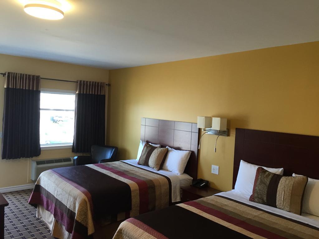 Fox Motor Inn Greater Napanee Kültér fotó