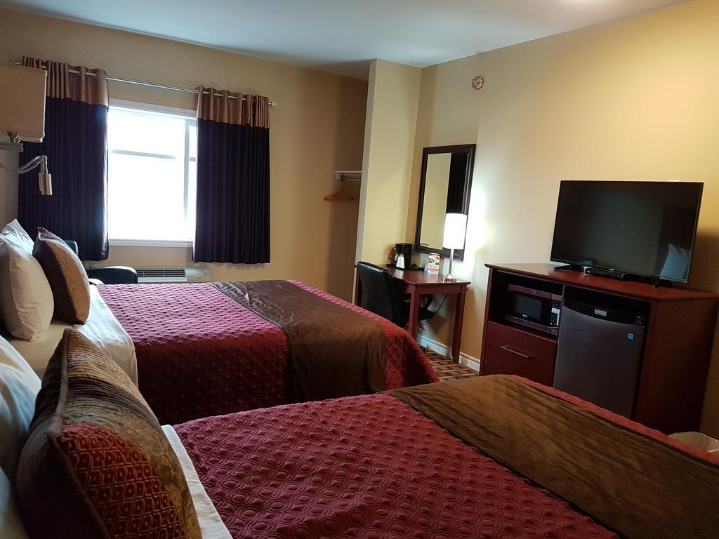 Fox Motor Inn Greater Napanee Kültér fotó