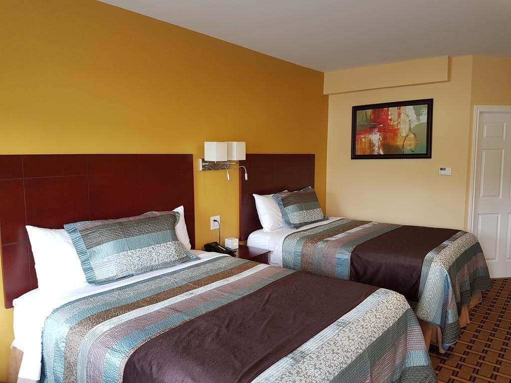 Fox Motor Inn Greater Napanee Kültér fotó