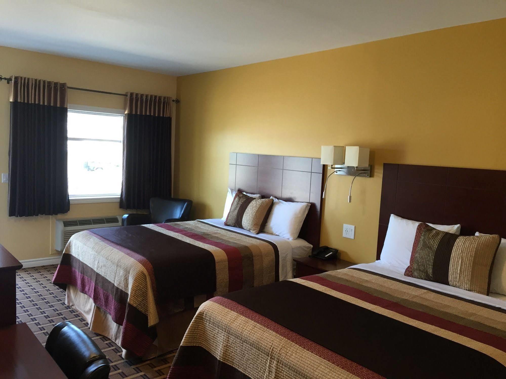 Fox Motor Inn Greater Napanee Kültér fotó